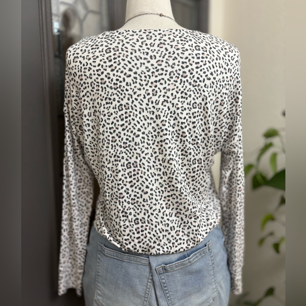 Heavenly by Victoria’s Secret Leopard Print Ultra Soft Modal Faux Wrap Crop Top - Picture 3 of 7